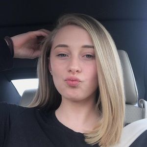 Meet your Posher, Lily